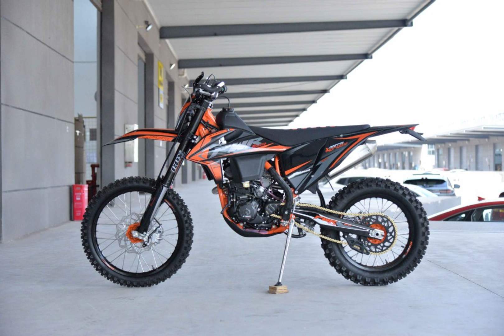 Мотоцикл Motoland 450 PWR FM450 NC оранжевый pitbikemarket.ru