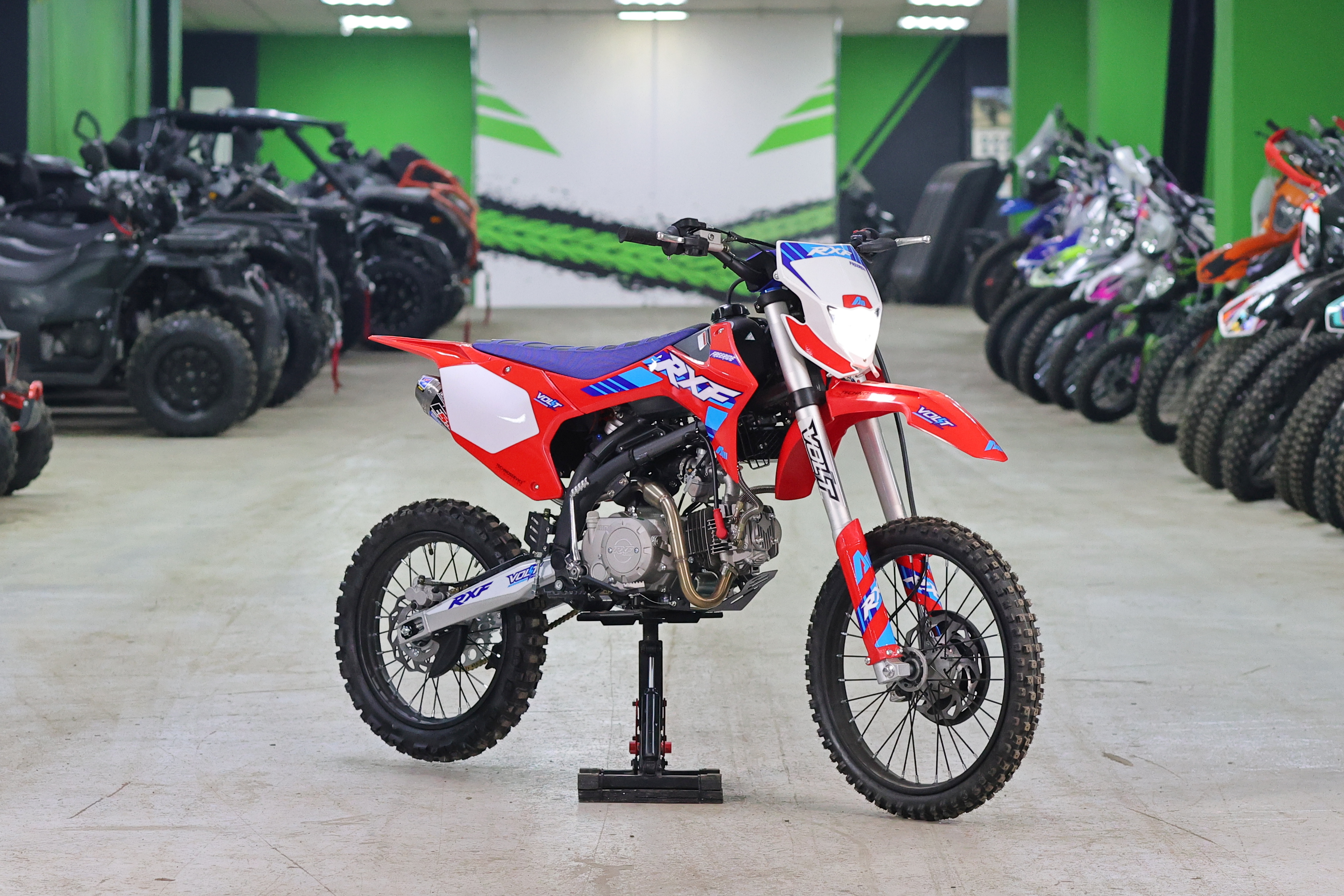 Питбайк Apollo RXF Freeride 125LE 19x16 Красный pitbikemarket.ru