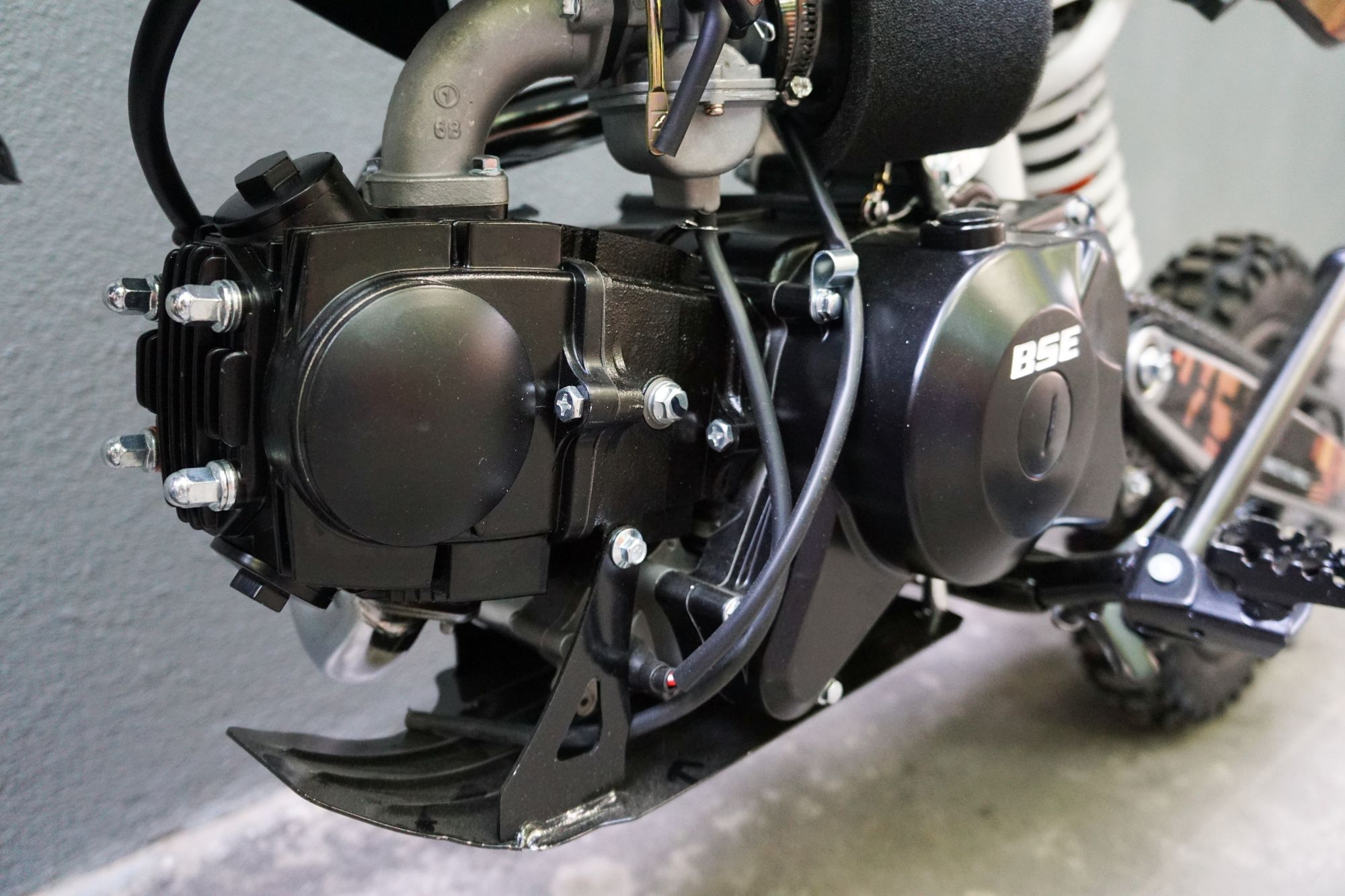 Питбайк BSE EVO 110e Samurai SA 12/10 (Полуавтоматическая КПП) pitbikemarket.ru
