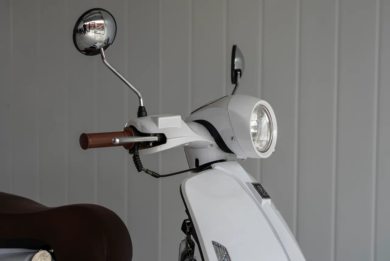 Скутер SPRMOTORS Vespa (Белый) pitbikemarket.ru