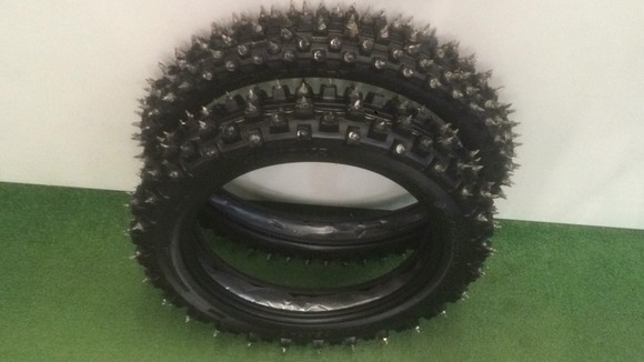 Комплект шипованных покрышек 14x12 pitbikemarket.ru