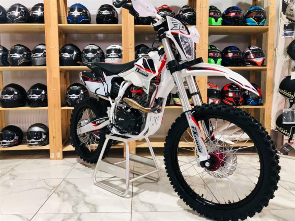 Мотоцикл FXMOTO CB300F pitbikemarket.ru