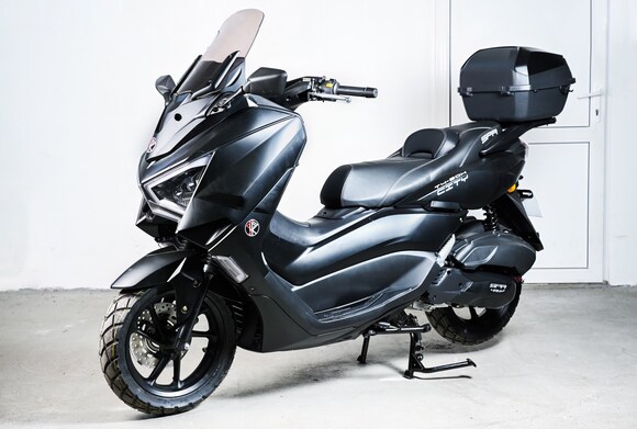Скутер SPRMOTORS CITY MAX 180 EFI (Черный) pitbikemarket.ru
