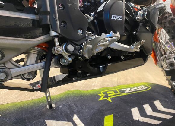 Защита картера двигателя KTZ для эндуро мотоцикла BRZ X8 NB 300 2024/ Hasky F6  PRO Racing NB300 2024 pitbikemarket.ru