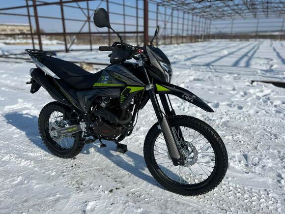 Мотоцикл Regulmoto TE (Tour Enduro) PR Черный/зеленый pitbikemarket.ru