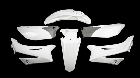Пластик для питбайка TTR 125сс (тип TTR ) белый (полный копл.) pitbikemarket.ru