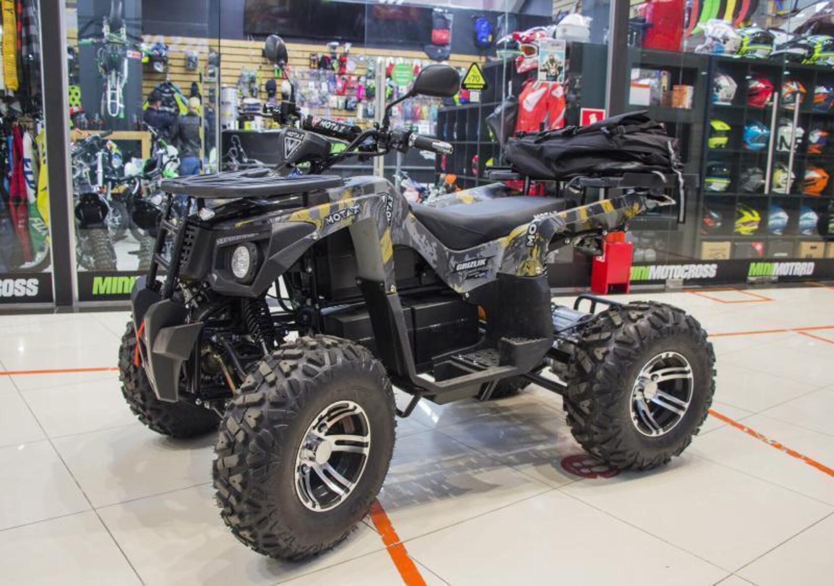 Квадроцикл MOTAX ATV GRIZLIK E3000 / E3000 R-4