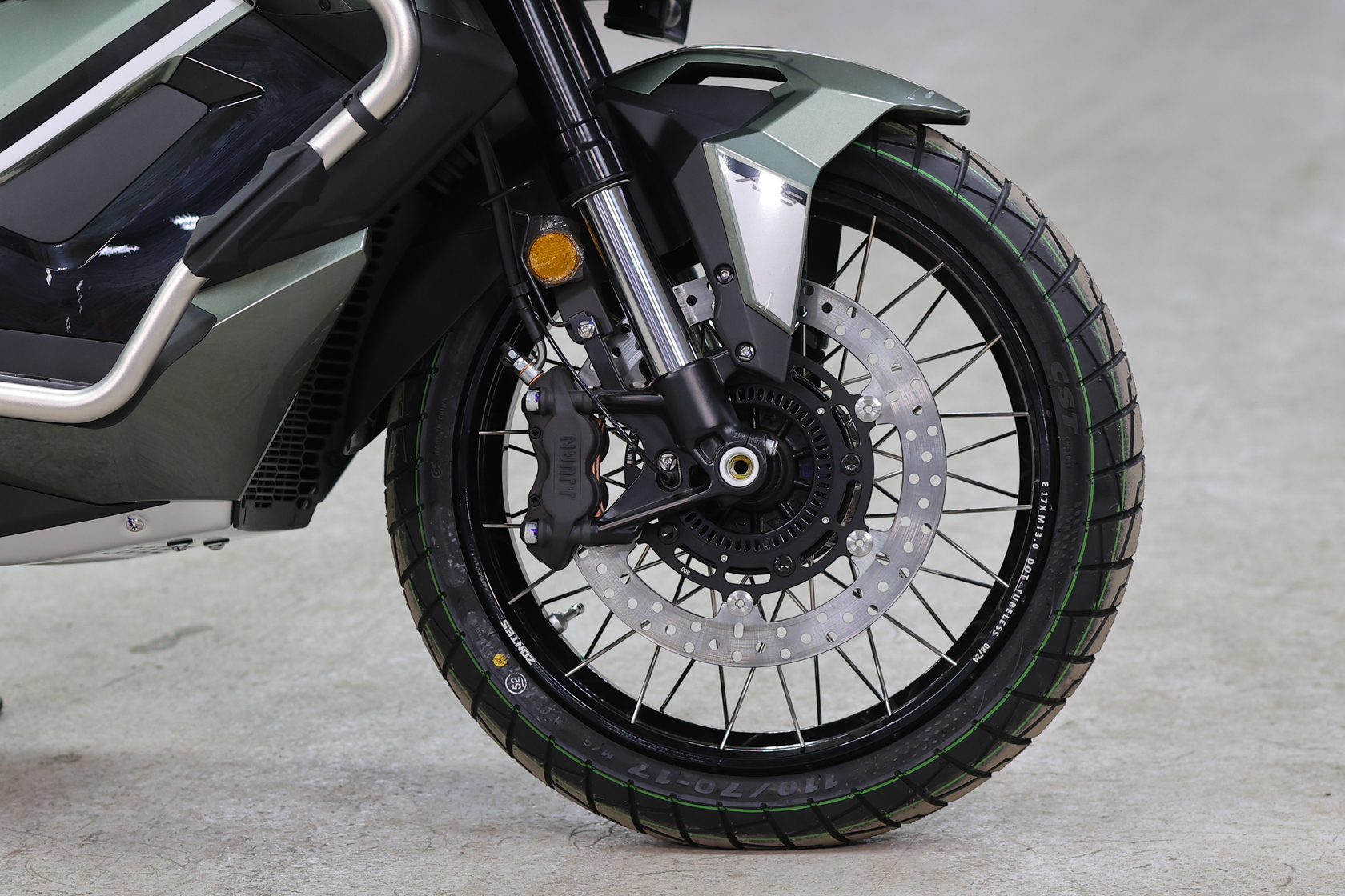 Максискутер ZONTES ZT368-G (ZT1P79MP EFI) 17/14 (2025 г.) ПТС (Зеленый)-5