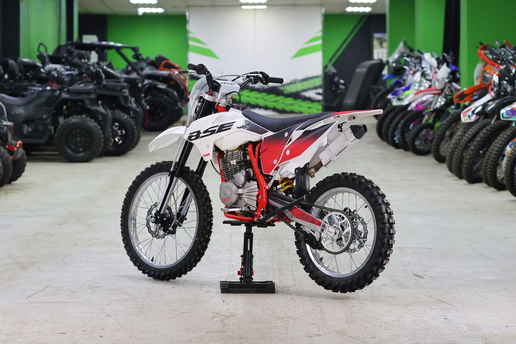 Кроссовый мотоцикл BSE Z3.00 21/18 JumpFury Red/White-3