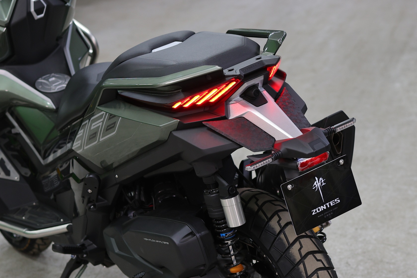 Максискутер ZONTES ZT368-G (ZT1P79MP EFI) 17/14 (2025 г.) ПТС (Зеленый)-9