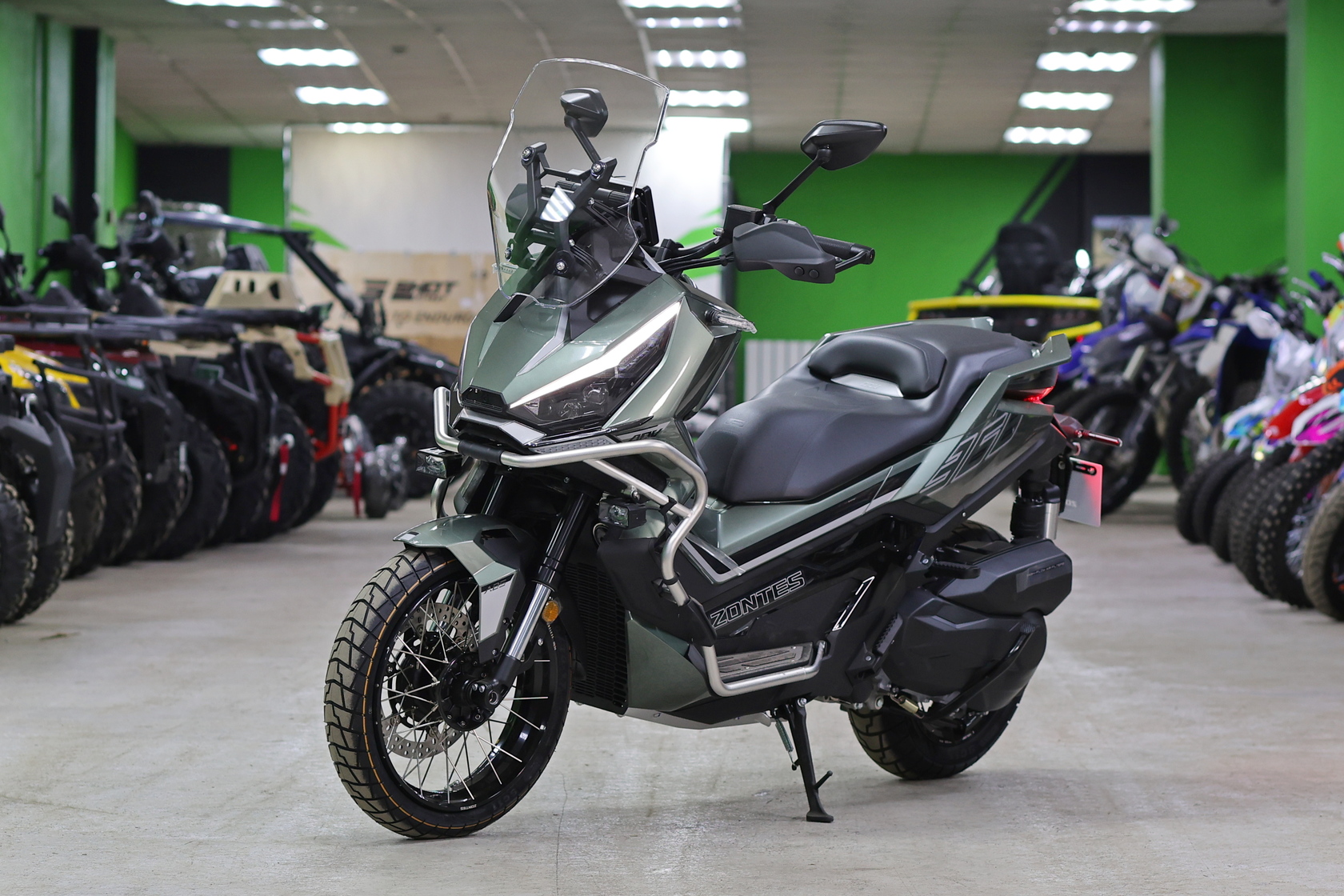 Максискутер ZONTES ZT368-G (ZT1P79MP EFI) 17/14 (2025 г.) ПТС (Зеленый)-2